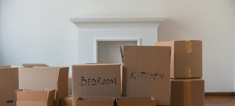 Boxes packed by movers Pleasanton CA
