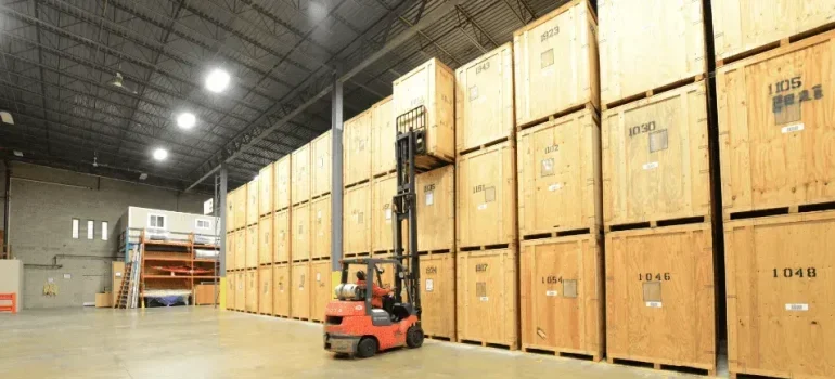 A storage unit